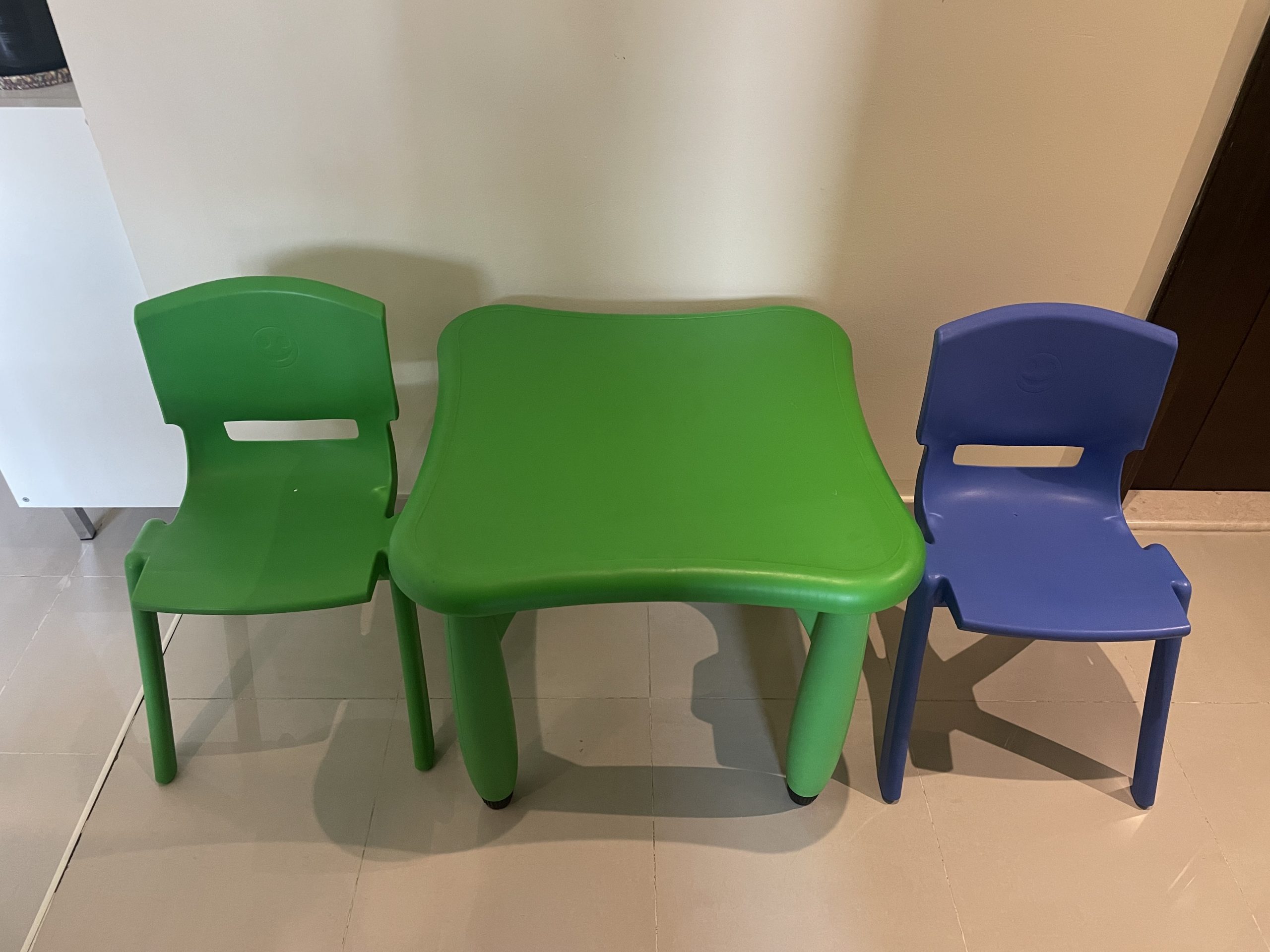 Cosmoplast junior table and chairs