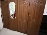 4 door wooden wardrobe