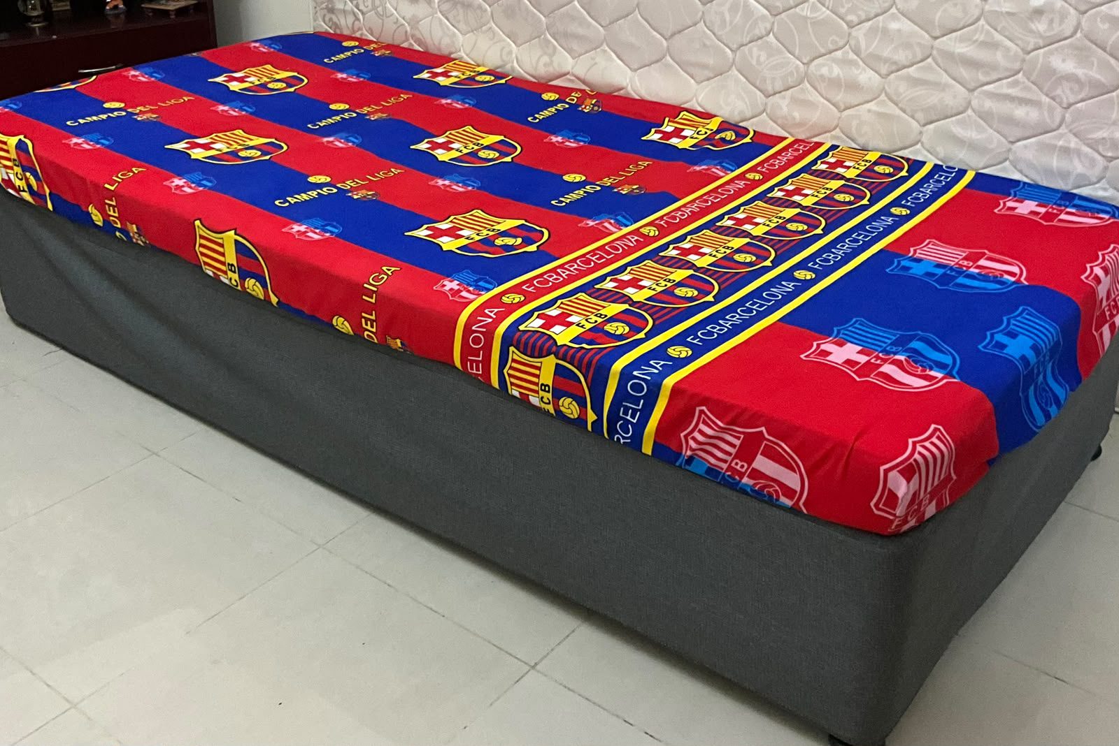 90/190 single cot with mattress ⁰